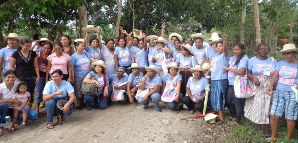 América Central, Boletín sobre la lucha de las mujeres por el acceso a la tierra